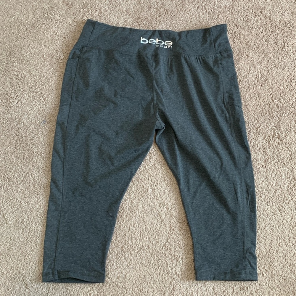 bebe sports Women's Pull On Sport Capri Leggings, Charcoal Grey sz 3X